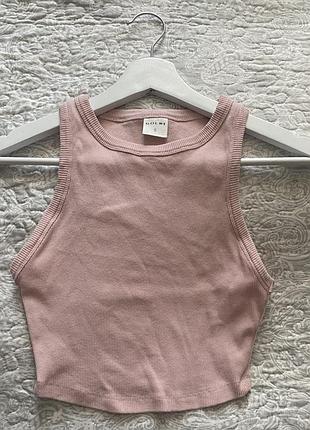 Топ укороченный