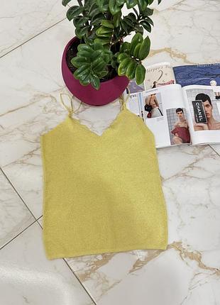 В’язана жіноча майка-топ