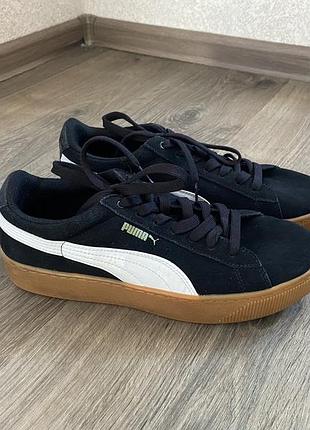 Puma жіночі кросівки vikky platform black gum білі 363287-10