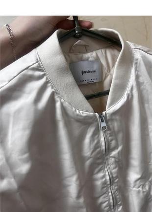 Бомбер stradivarius 3