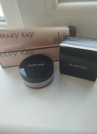 Пудра mary kay .мінеральна розсипчата пудра.робить шкіру ідеальною,легко наноситься.