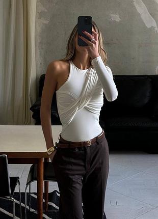 Боді з хомутом на одне плече