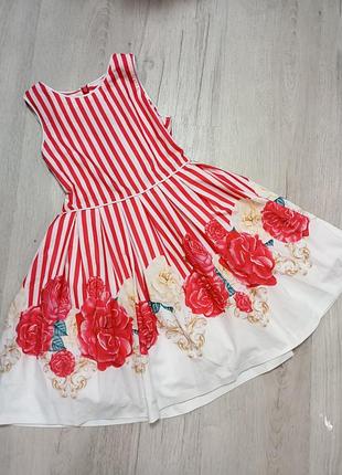 Платье нарядное