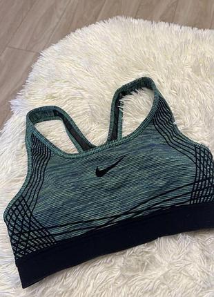 Топ женский спортивный nike для спортзала занятий спортом