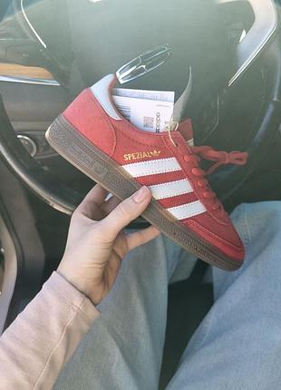 Кросівки жіночі adidas red