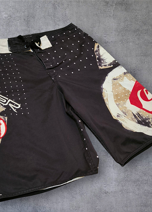 Мужские шорты quiksilver