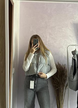 Укорочена безрукавка h&amp;m