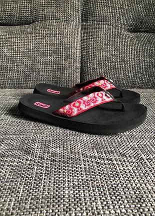 В”єтнамки teva