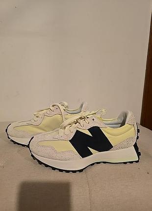 Кроссовки женские new balance the intelligent choice 327