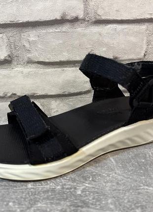Босоножки ecco 38 р