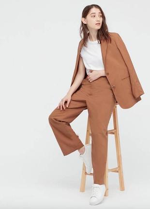 Uniqlo лляні брюки карамельного кольору