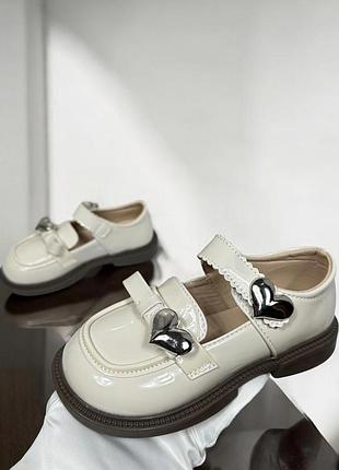 Босоніжки для дівчаток 2