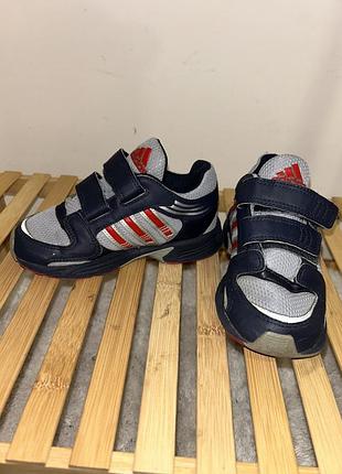 Кросівки adidas