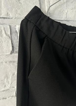 Класичні чорні брюки від vero moda.4 фото