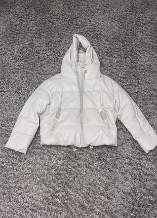 Куртка жіноча