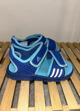 Босоніжки adidas