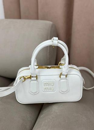 Жіноча сумочка