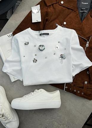 Красива футболка від zara