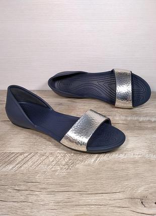 Босоножки crocs w7