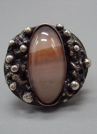 Женское кольцо авторское халцедон форма глаз серебро 925 проба вес 20,23 г 19 размер новое №14391