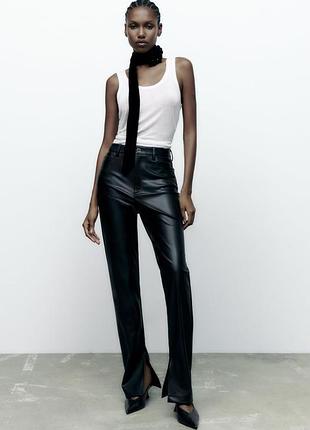 Нові шкіряні брюки штани zara з розрізами