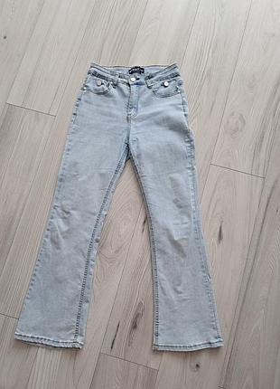 Продам підліткові джинси на дівчинку 42 розм