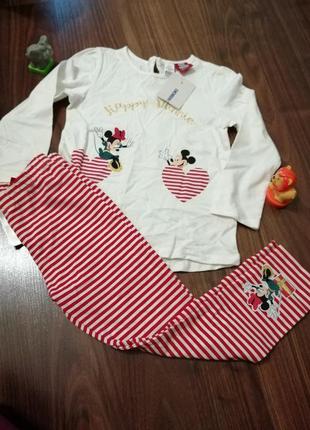 Гарний комплект з мінні маусом