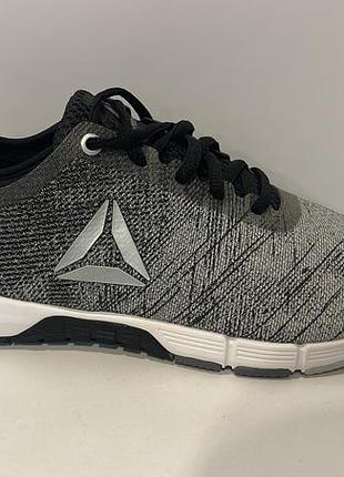 Reebok кросівки