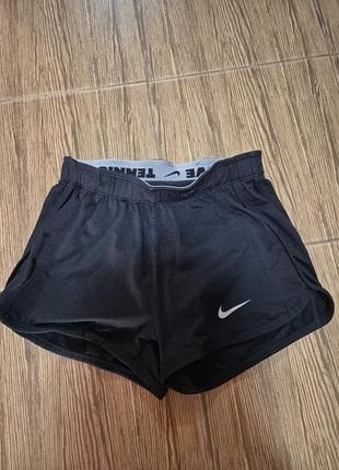 Nike шорты