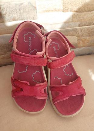 Босоножки детские ecco. 35р