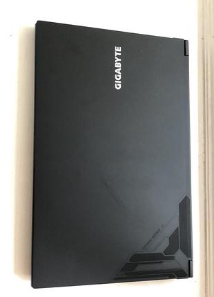 Ноутбук gigabyte g5