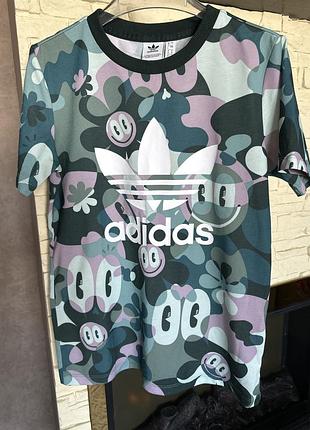 Футболка adidas