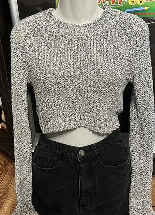 Светр короткий