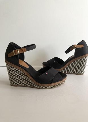 Босоножки tommy hilfiger (25 см)