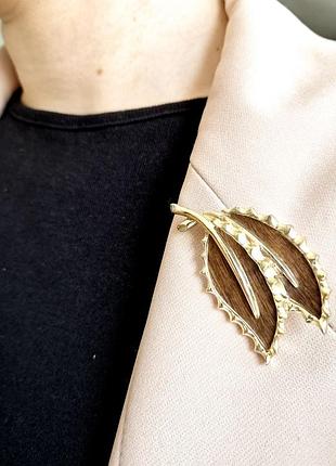 Брошка sarah coventry wooden beauty, вінтаж