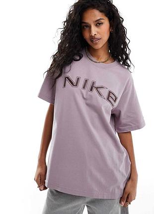 Жіноча футболка nike оригінал.