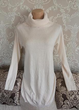 Кремово-розовый легкий свитер