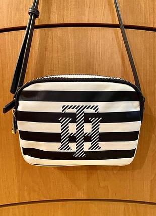 Tommy hilfiger жіноча сумка у смужку poppy crossover сумка крос-боді оригінал