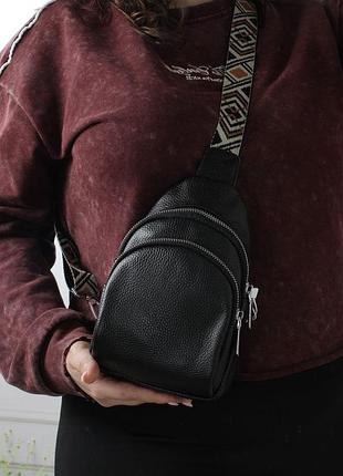 Сумка кожаная слинг, бананка женская натуральная ( черная. коричневая, синяя)