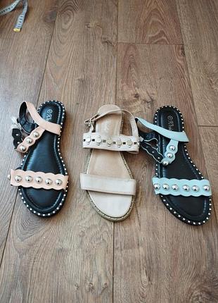 Босоножки для женщин размер 40, 41 новые, цена за одни