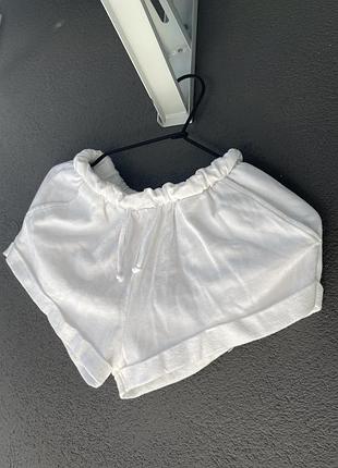 Білі шорти  h&m розмір xs