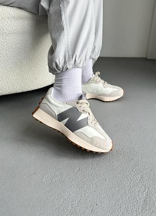 Кроссовки The lateral side of the JJJJound x New Balance 990v3 "Brown Black" collab grey leather