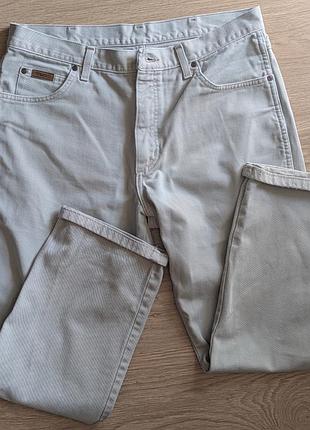 Бежевые джинсы wrangler texas мужские или унисекс размера 36/30