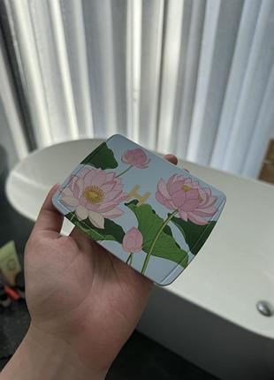 Лимитированная палетка hourglass lotus flower