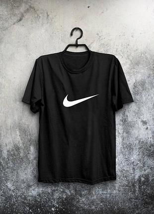 Футболка чорна,біла nike