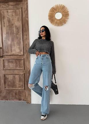 Жіночі джинси wide leg на колінах рвані