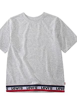 Нова дівчача футболка levi's 3-4 роки