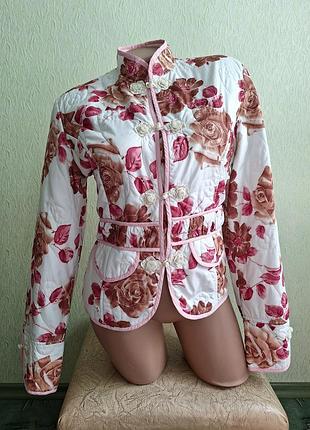 Крутая стеганая куртка. жакет. ветровка. бомбер.
