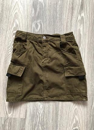 Юбка хаки с карманами