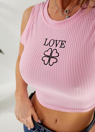 Кроп-топ с вышивкой “love”